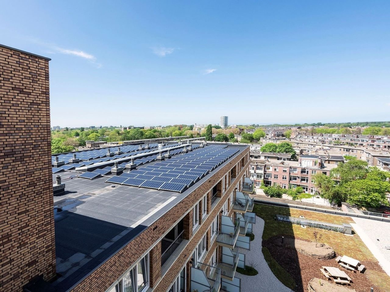 Modern appartement met groene binnentuin - Afbeelding 6