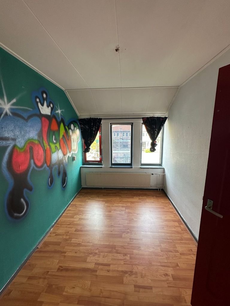 Live Directly in Arnhem: House with 3 Bedrooms - Image 3