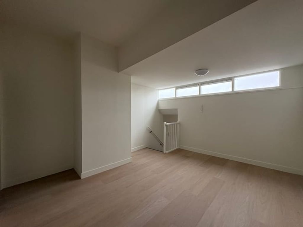 Spacious apartment (99 m²) in the Spijkerbuurt - Image 3