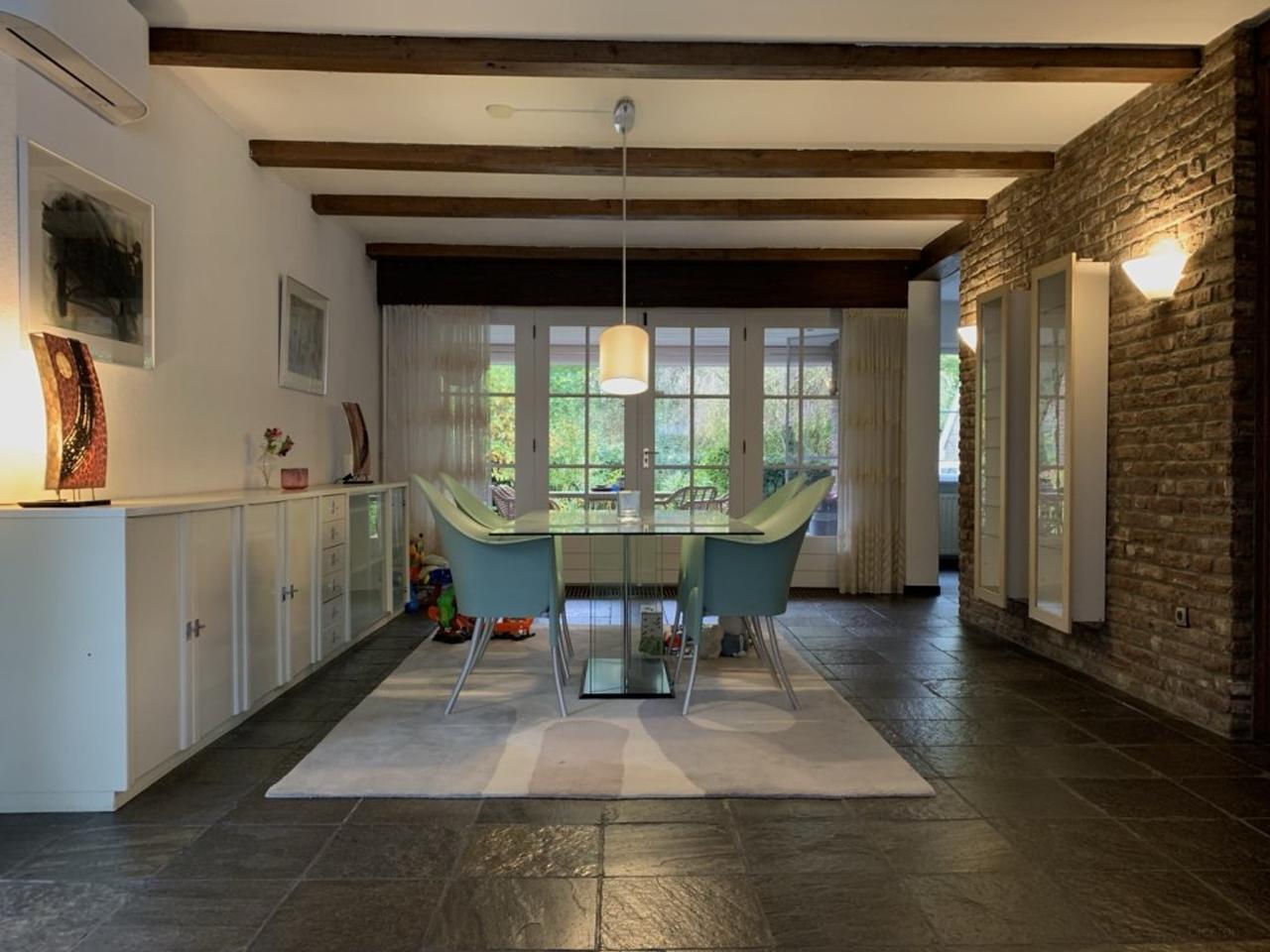 313 m² woonruimte met tuin in De Heeg - Afbeelding 3