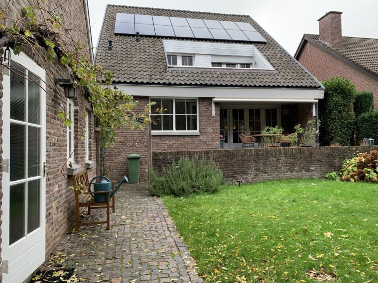 313 m² woonruimte met tuin in De Heeg - Afbeelding 39