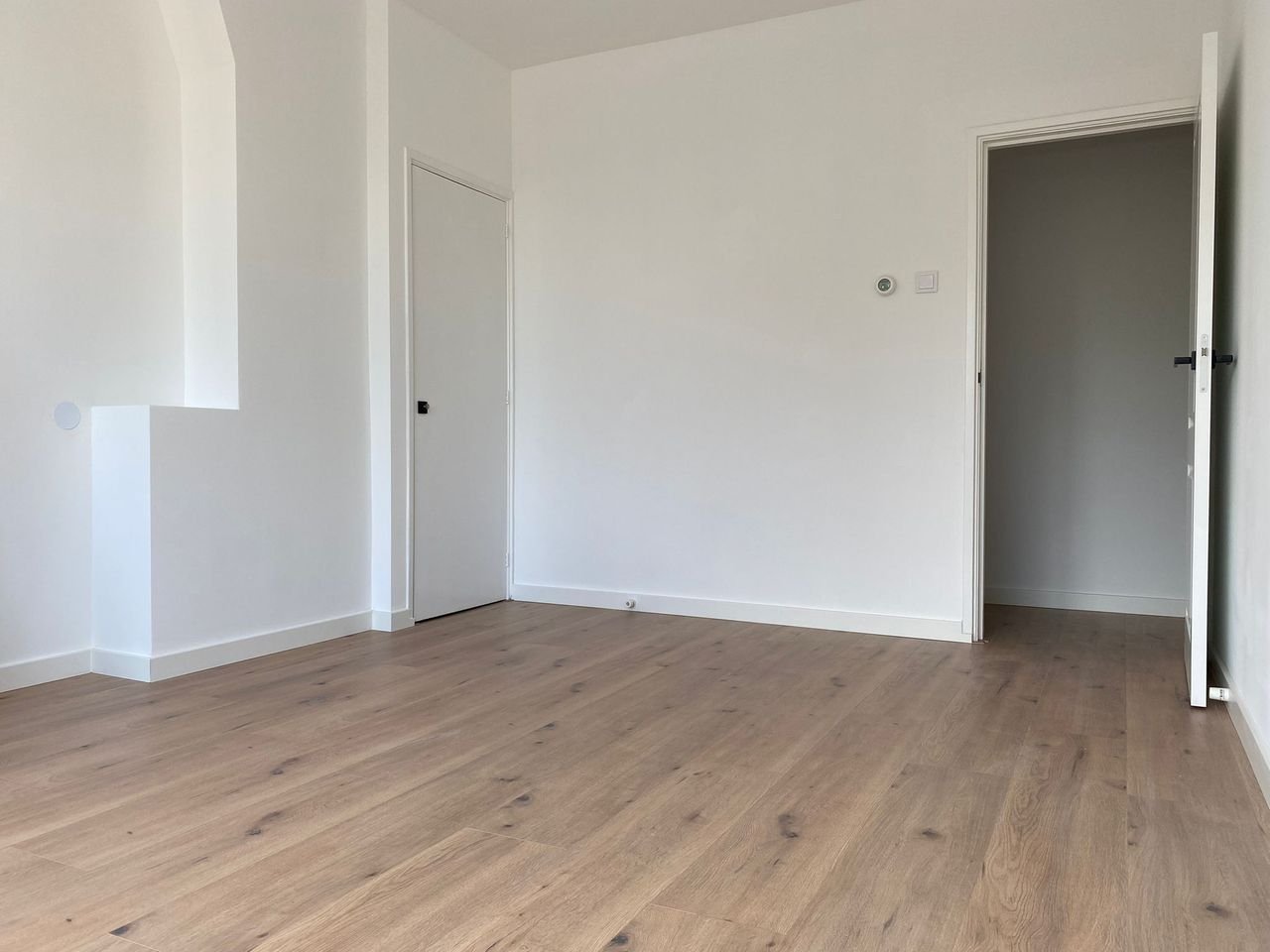 4-kamer appartement met balkon in Charlois - Afbeelding 1