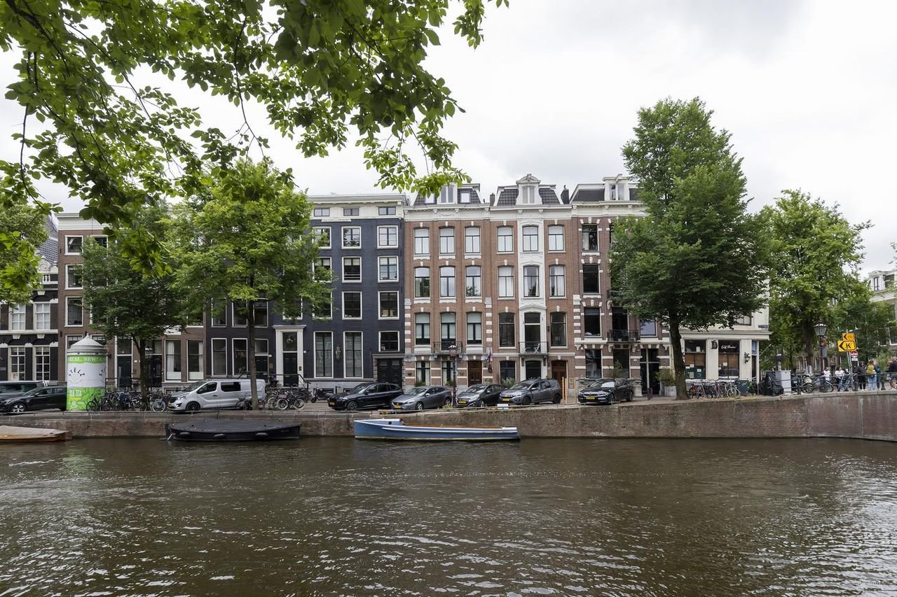Apartment on Keizersgracht with lift and roof terrace - Image 2