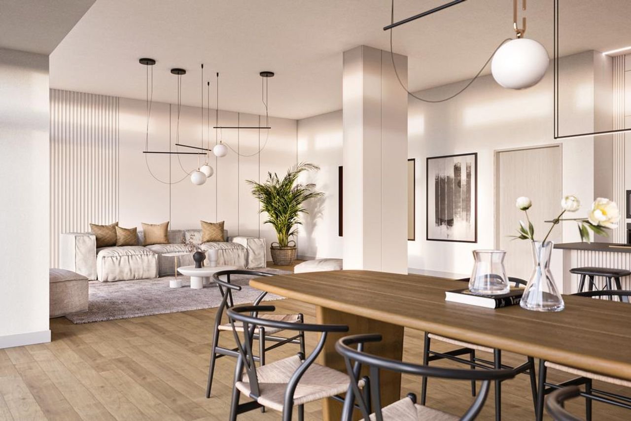 Spacious living behind the boulevard - Image 2