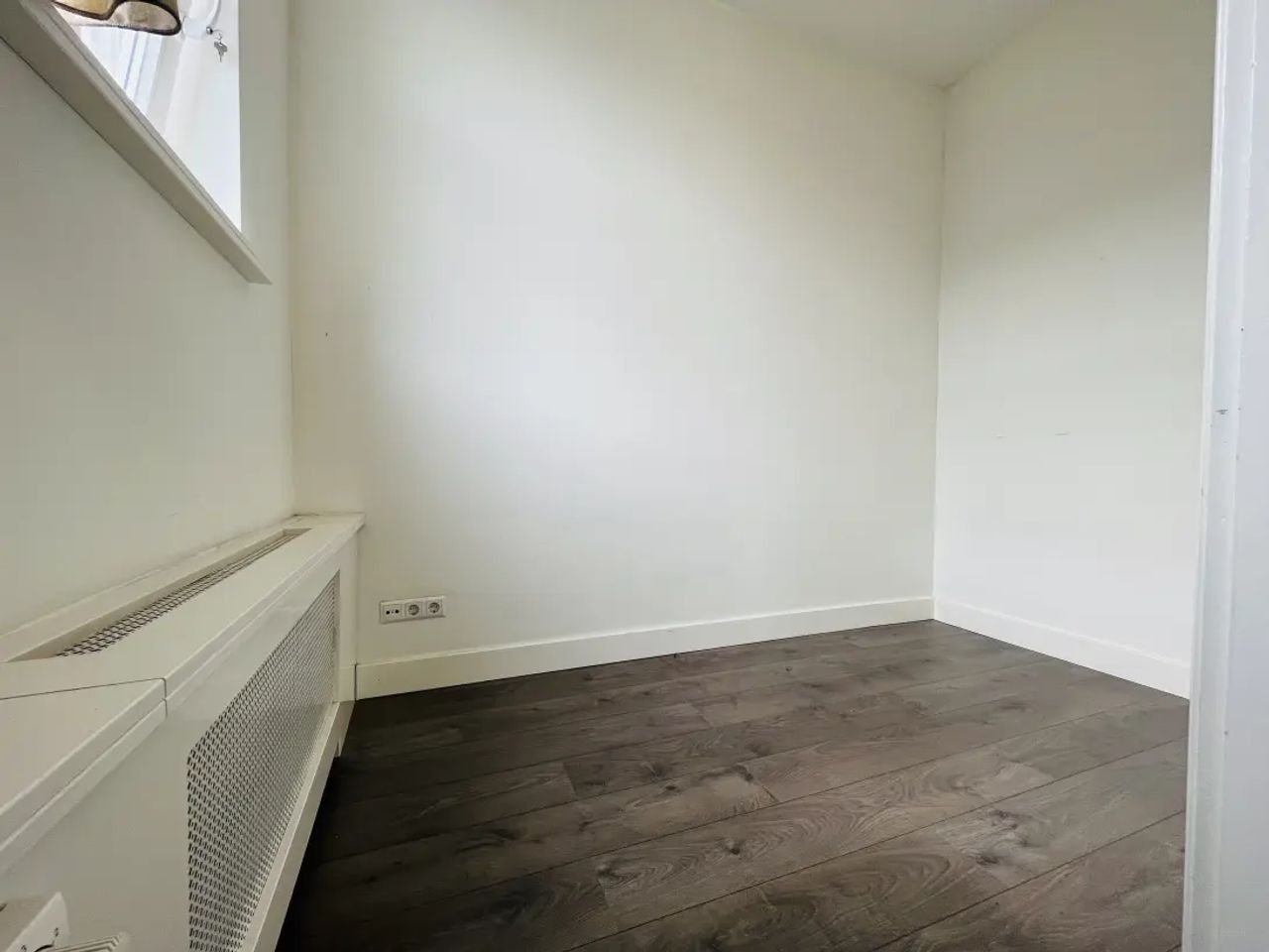 2-kamer woning aan de groene Essenburgsingel - Afbeelding 2