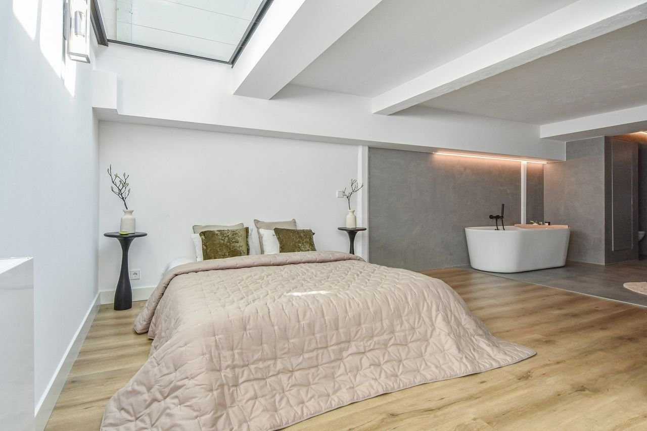 Double ground-floor apartment with southwest-facing garden - Image 32