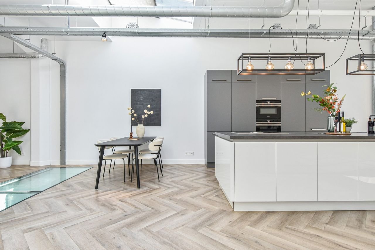 Double ground-floor apartment with southwest-facing garden - Image 19