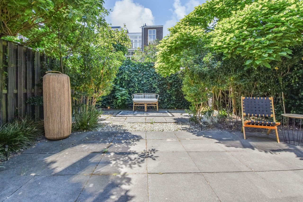 Double ground-floor apartment with southwest-facing garden - Image 24