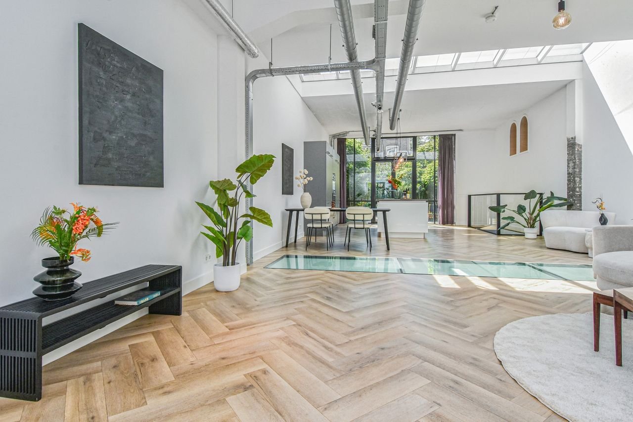 Double ground-floor apartment with southwest-facing garden - Image 18