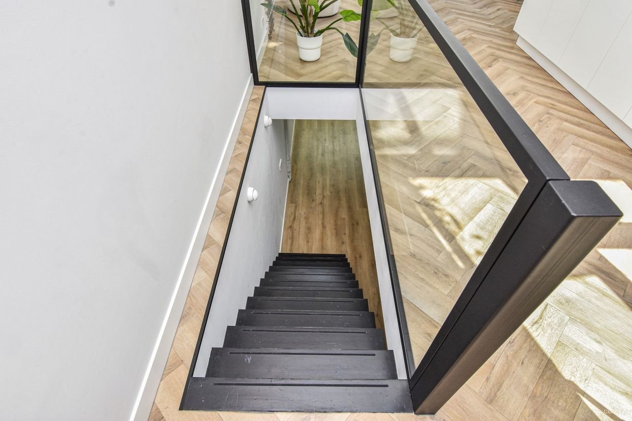 Double ground-floor apartment with southwest-facing garden - Image 26