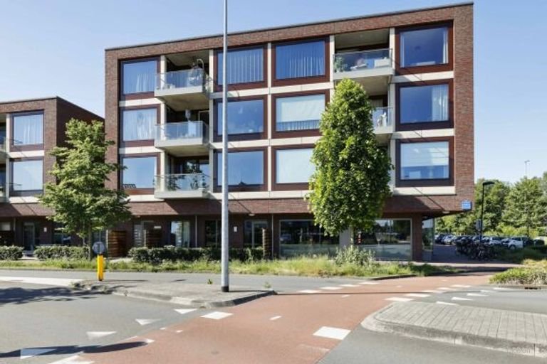 Appartement van 68m² in de Blaricummermeent - Afbeelding 1
