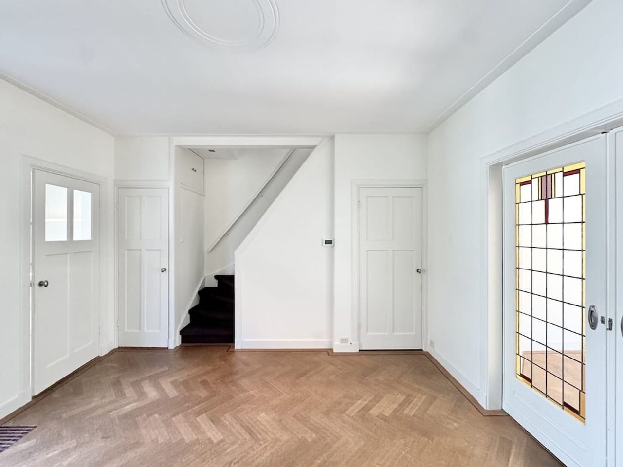 3-Bedroom Townhouse with Patio in Naarden - Image 3