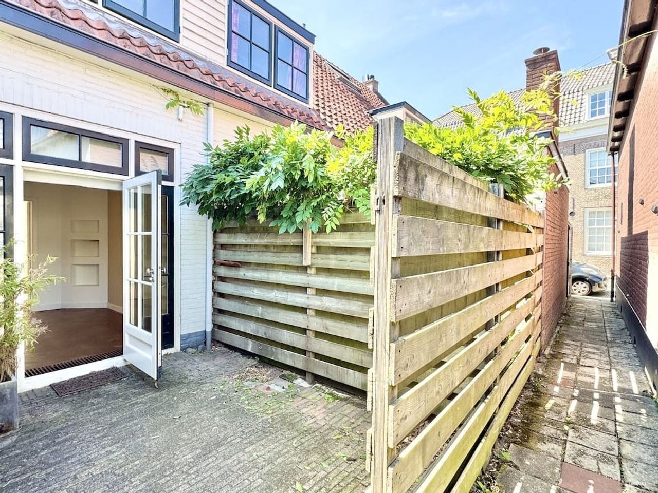 3-Bedroom Townhouse with Patio in Naarden - Image 9