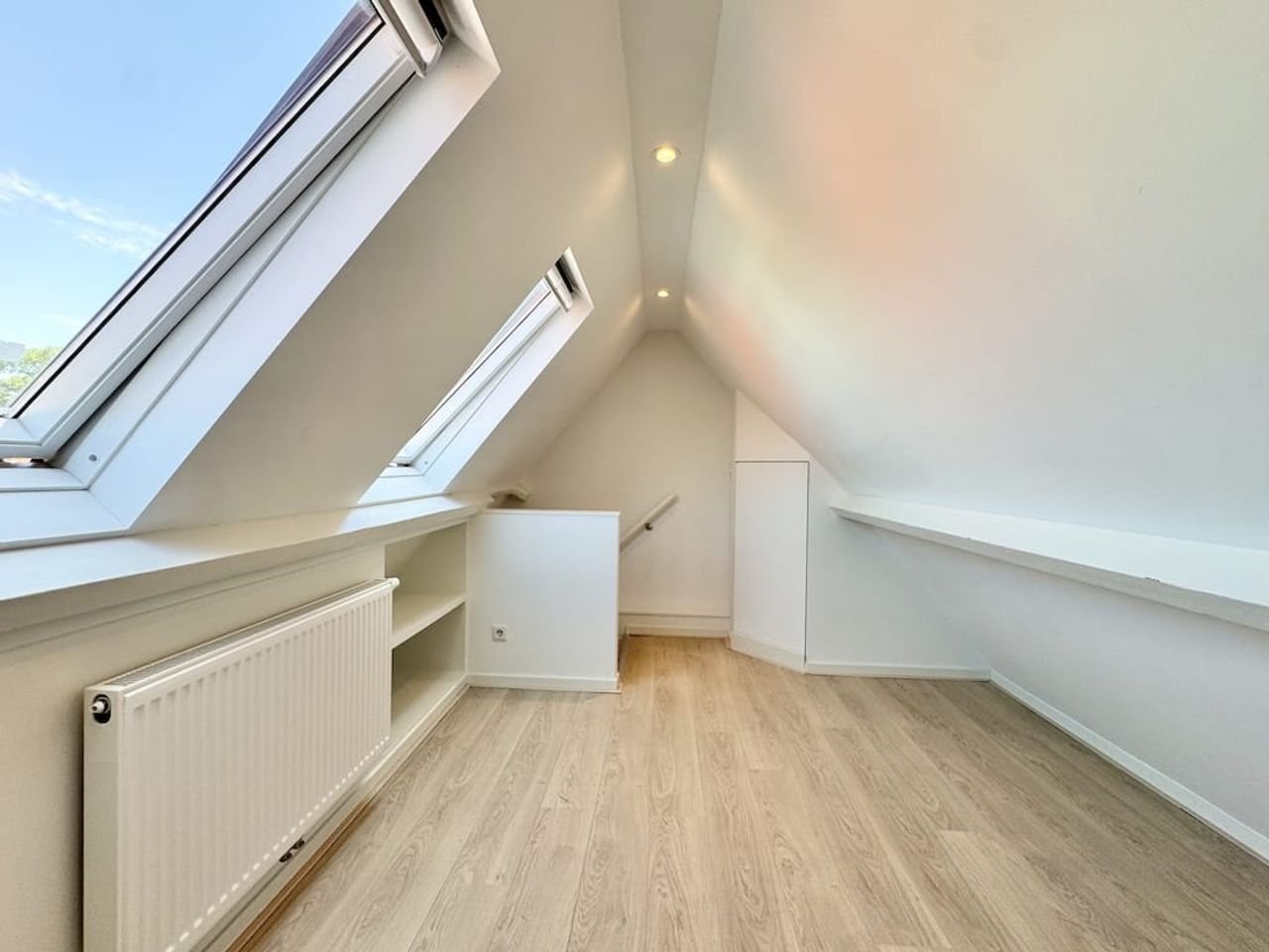 3-Bedroom Townhouse with Patio in Naarden - Image 19