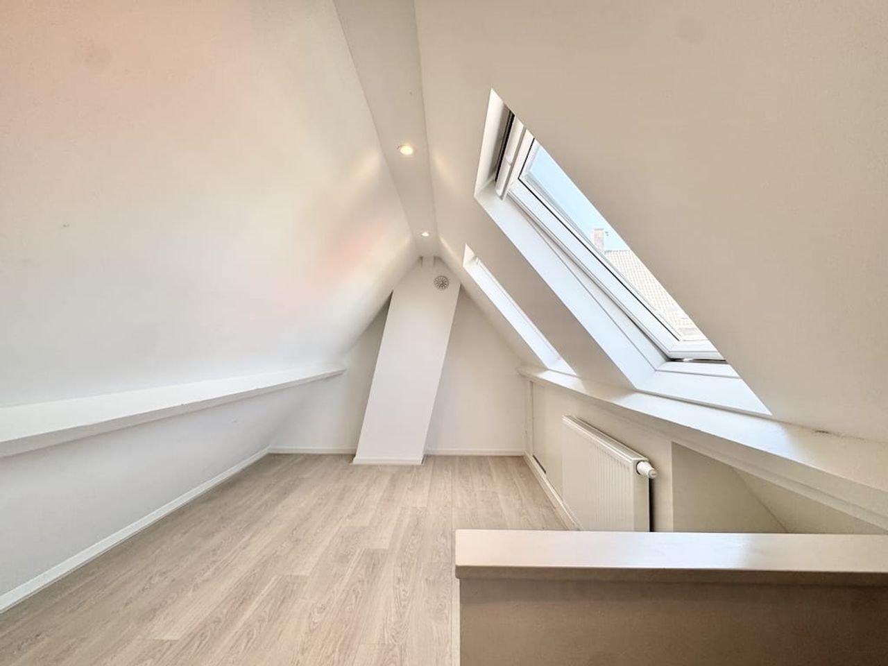 3-Bedroom Townhouse with Patio in Naarden - Image 18