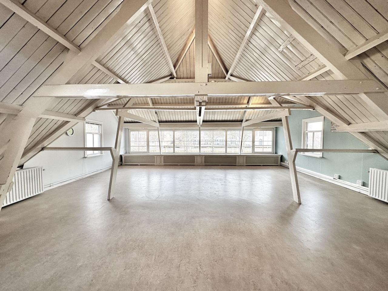 138m² appartement met zonnig dakterras - Afbeelding 1