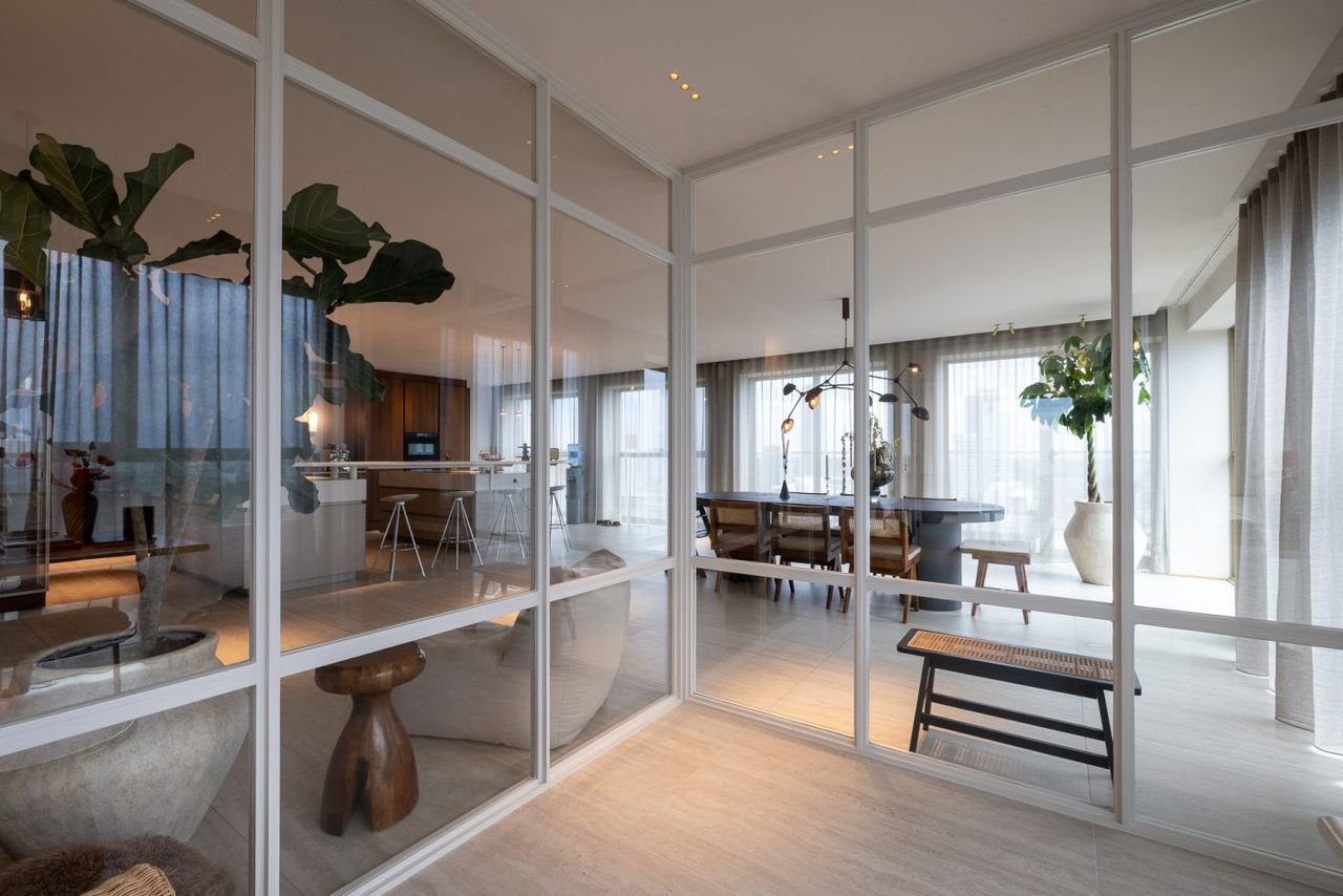 Spacious Penthouse with Maas River View (303 m²) - Image 16
