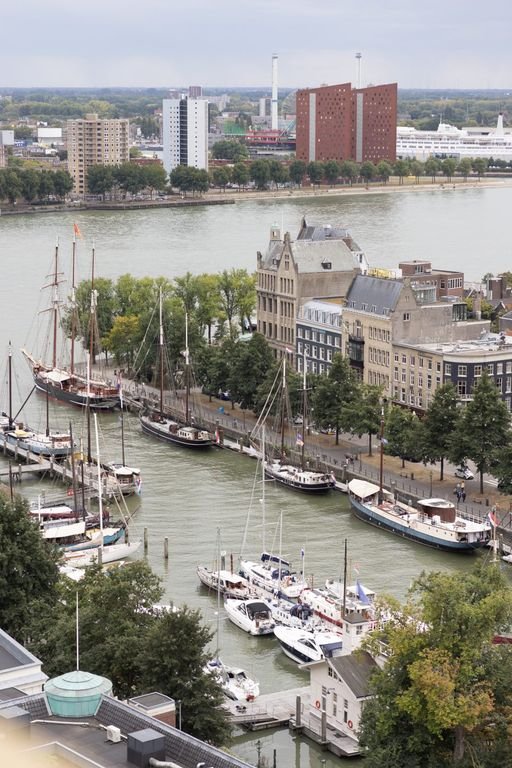 Spacious Penthouse with Maas River View (303 m²) - Image 37