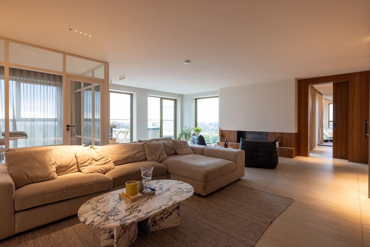 Spacious Penthouse with Maas River View (303 m²) - Image 6