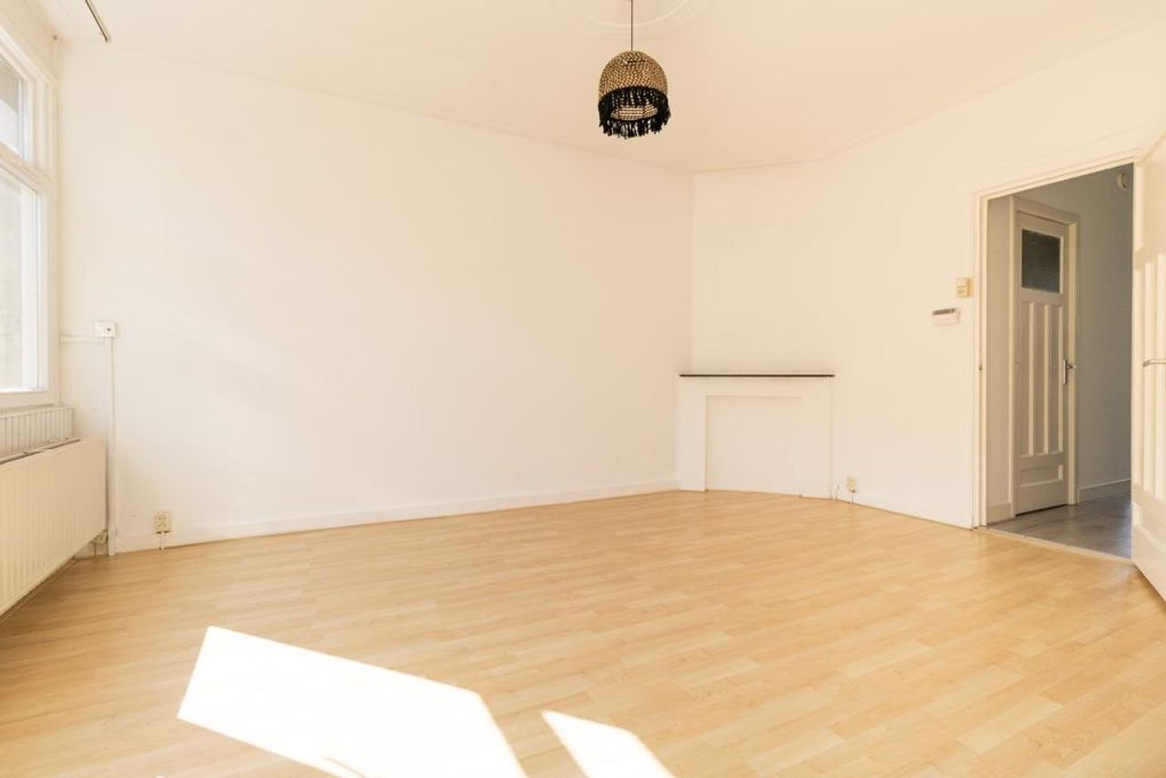 Licht appartement met twee balkons - Afbeelding 7