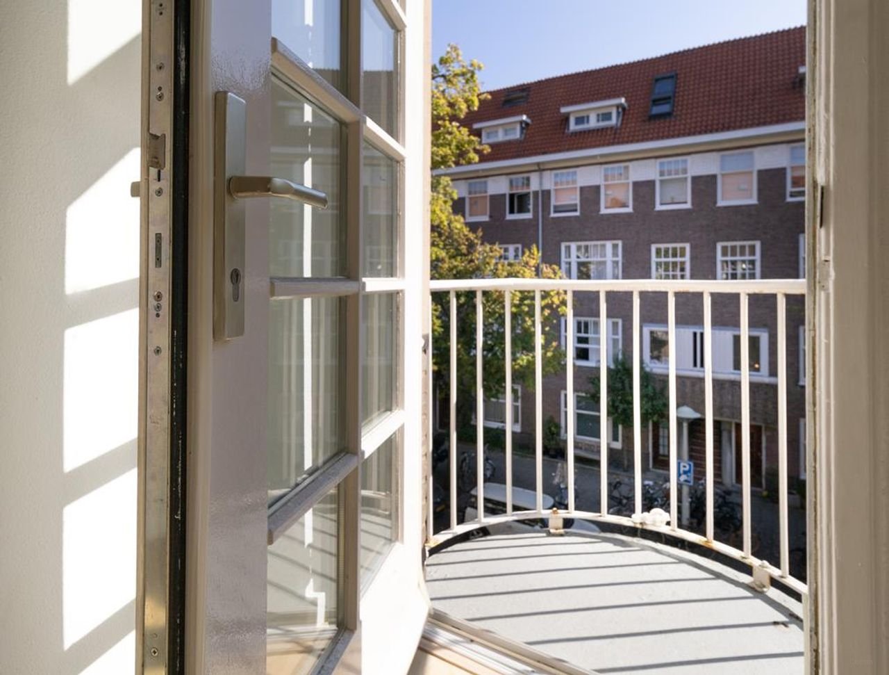 Licht appartement met twee balkons - Afbeelding 6