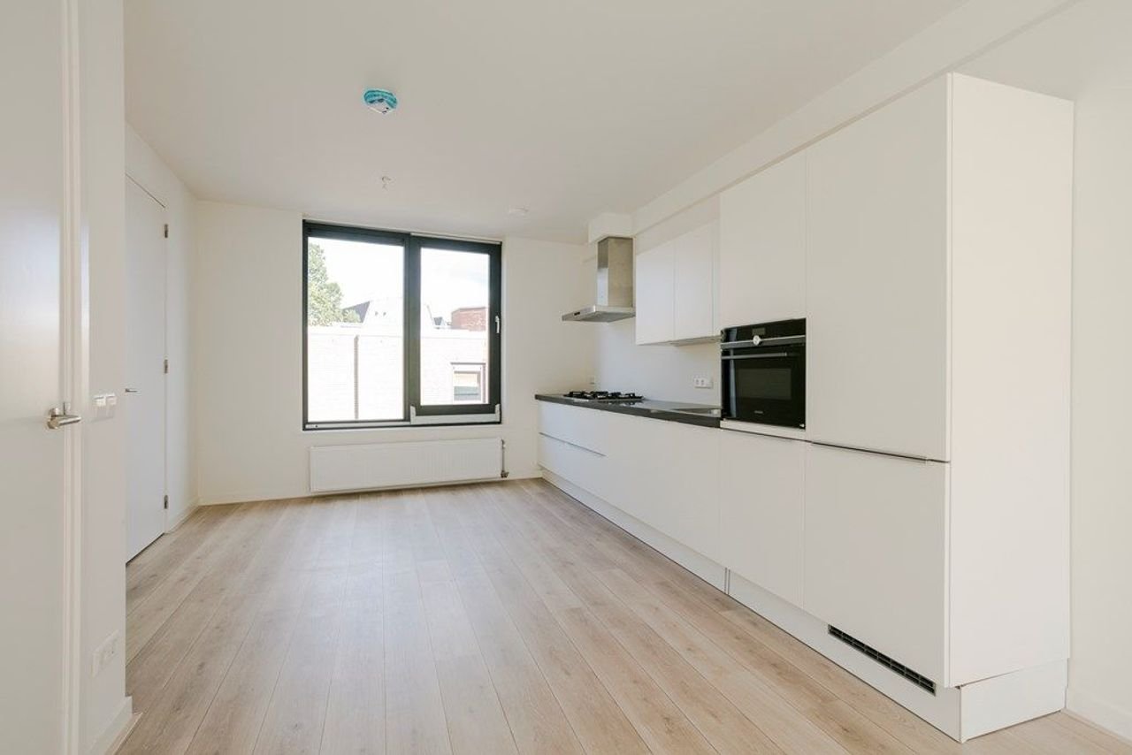 Binnenstad Haarlem: 91m2 met balkon - Afbeelding 9