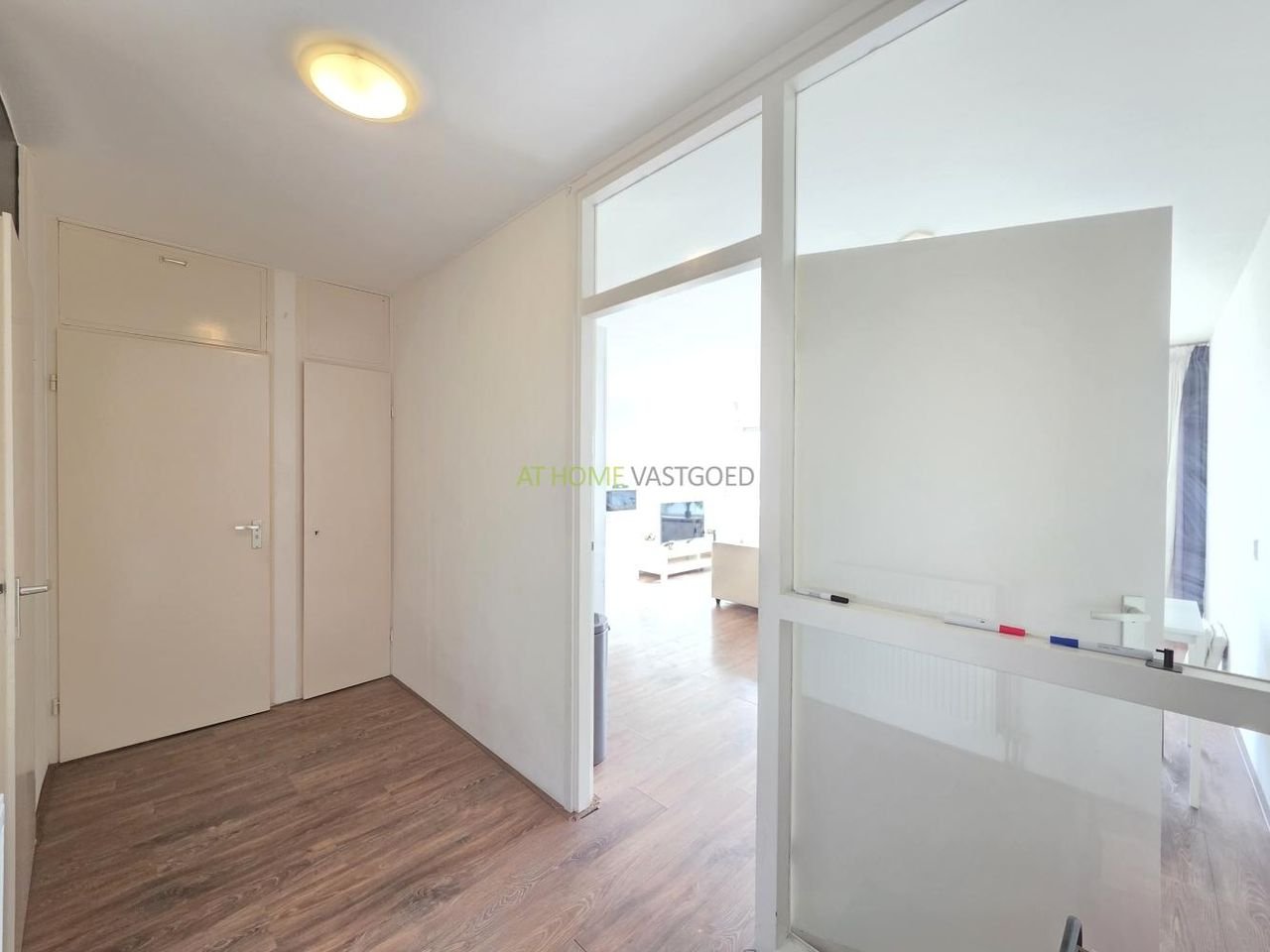Gemeubileerd 2-kamerappartement aan Weena - Afbeelding 2