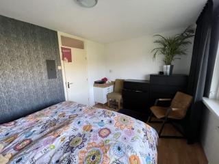 Maisonette with 3 bedrooms and garden - Image 7
