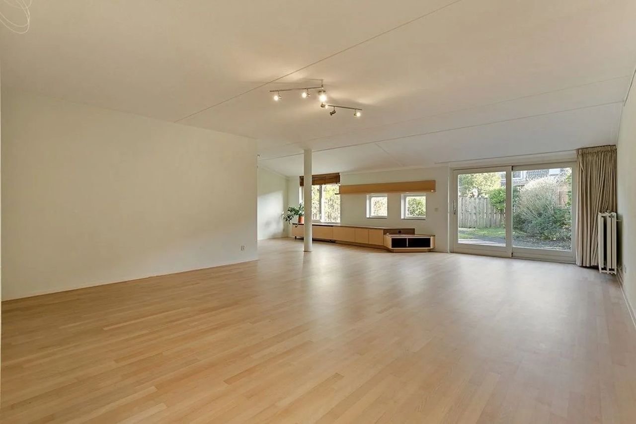 Spacious family home in Amstelveen: 185m² with garden - Image 4