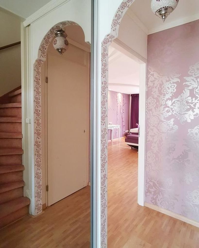 Spacious family home in leafy Westwijk - Image 3