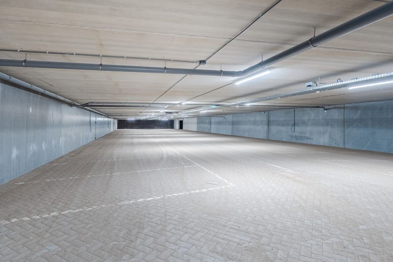 Brand new 145 m² apartment - Image 26