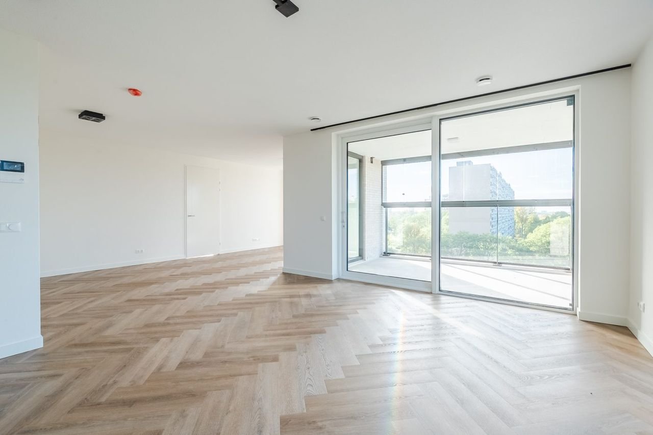 Brand new 145 m² apartment - Image 8