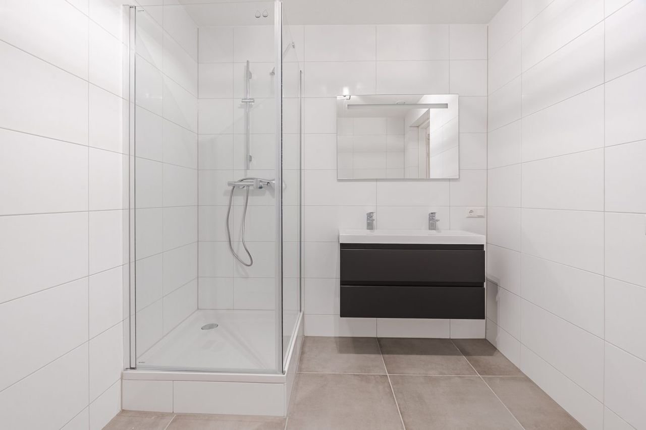 Brand new 145 m² apartment - Image 19