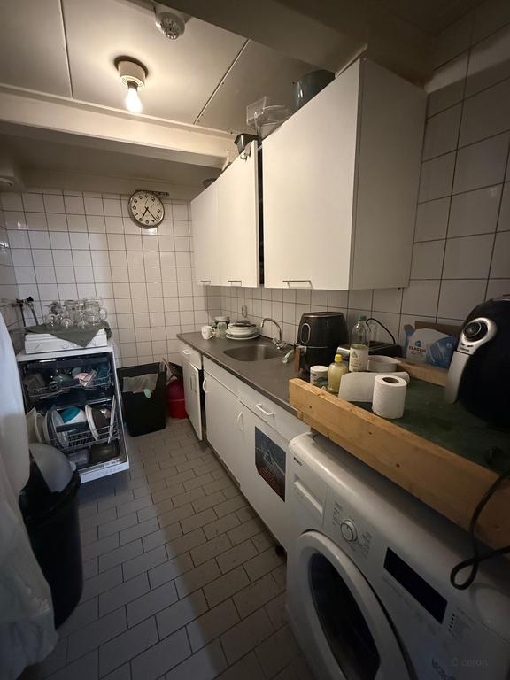 17 m² studentenkamer vlak bij het centrum - Afbeelding 6