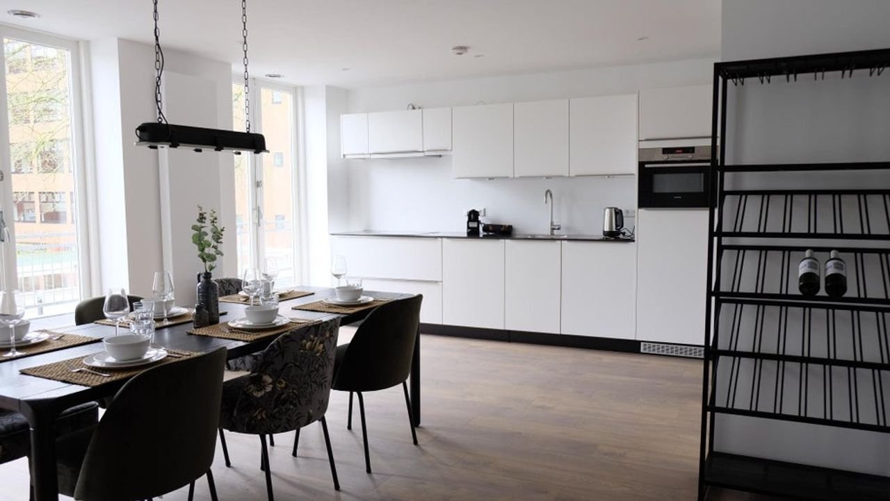 Loft-style living: 129m² with terrace and parking - Image 14