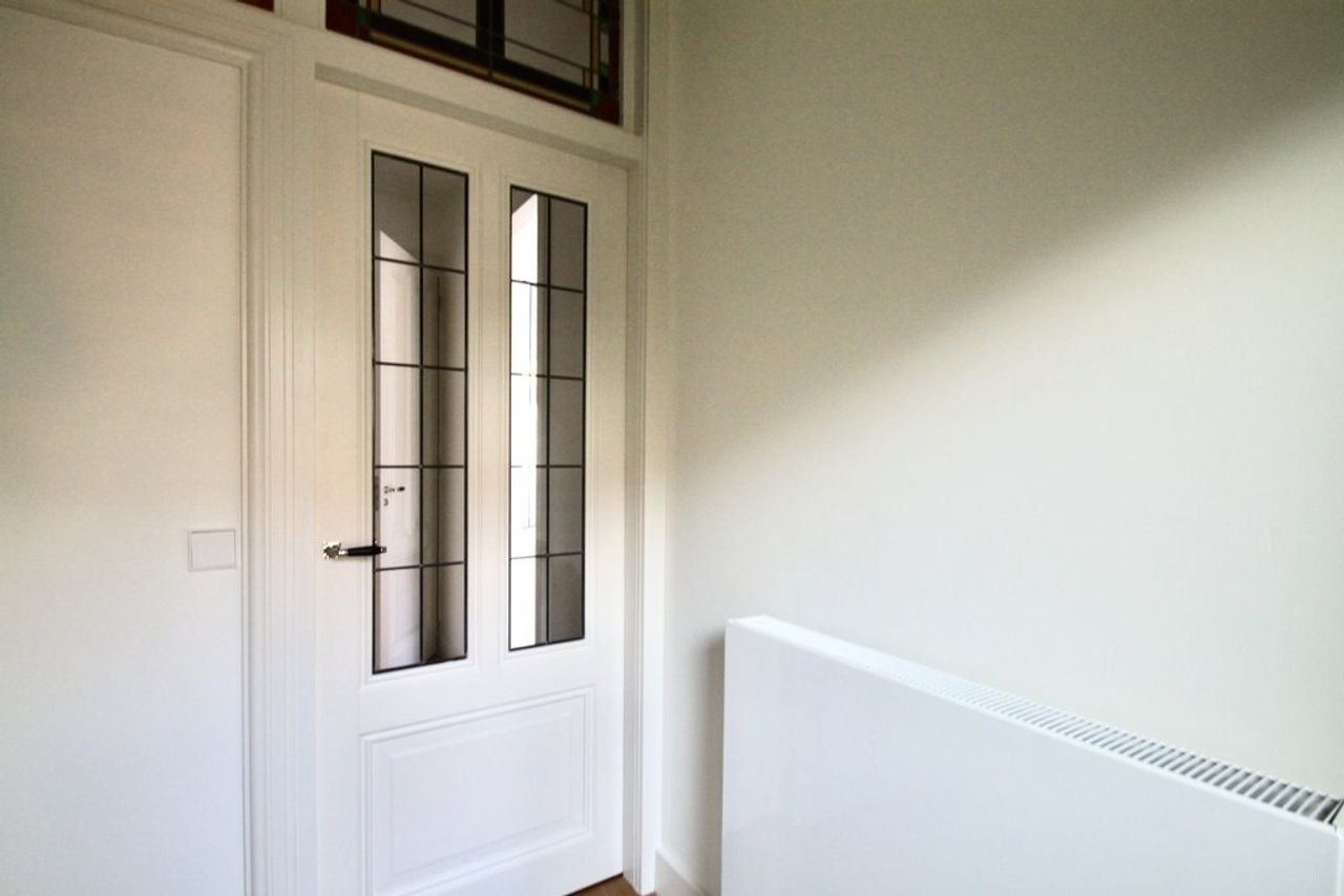 Renovated 1930s home in Haarlem - Image 3