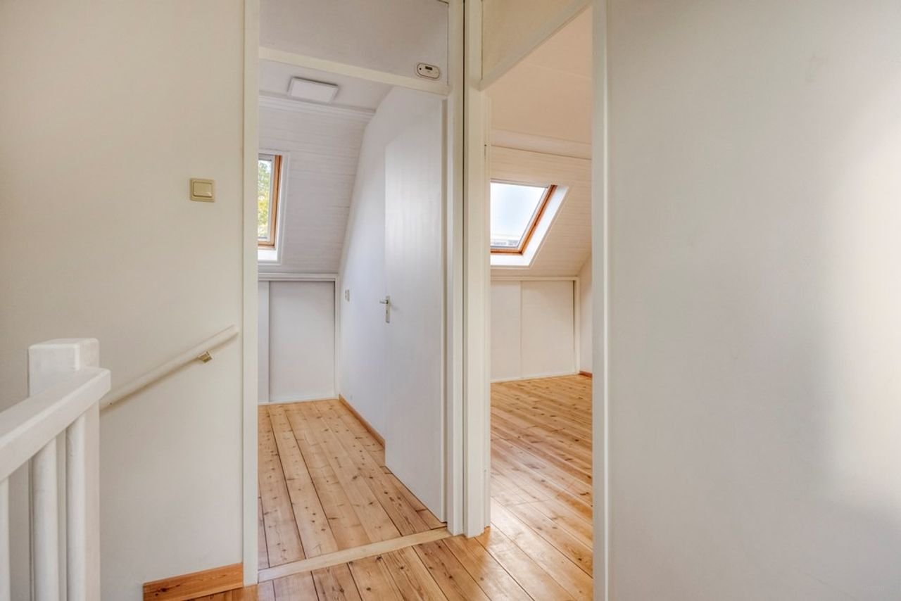 Family home with garden and energy label A - Image 21