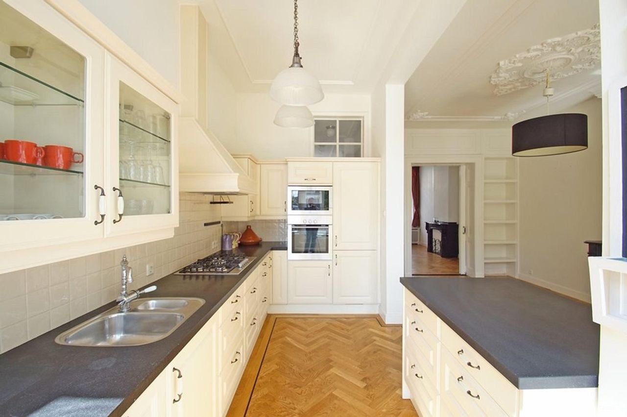 Townhouse with garden on the waterfront in Willemspark - Image 8