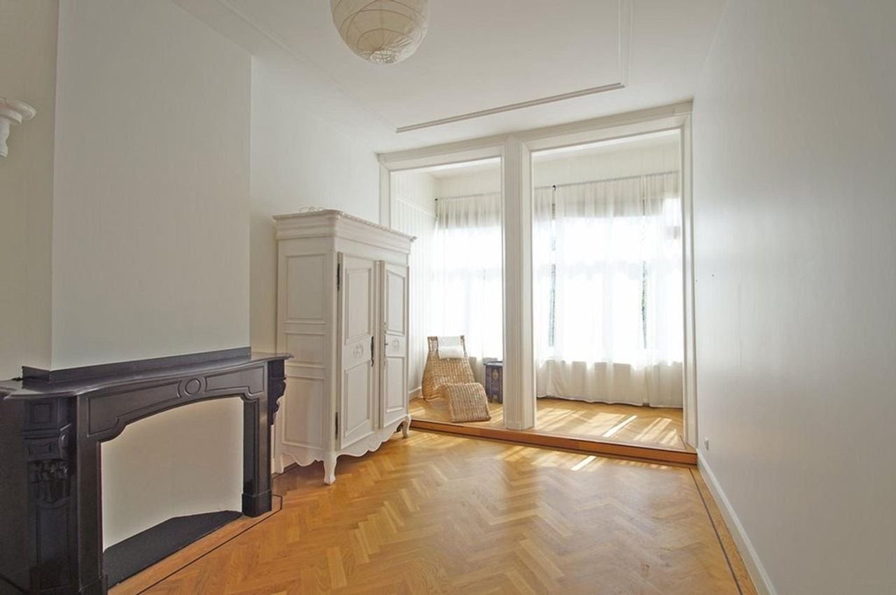 Townhouse with garden on the waterfront in Willemspark - Image 26