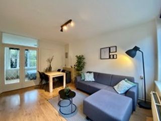 Furnished 2-bedroom apartment with garden - Image 3