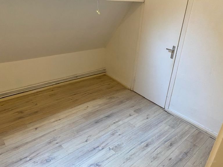 Room with private shower on the Haagdijk - Image 5
