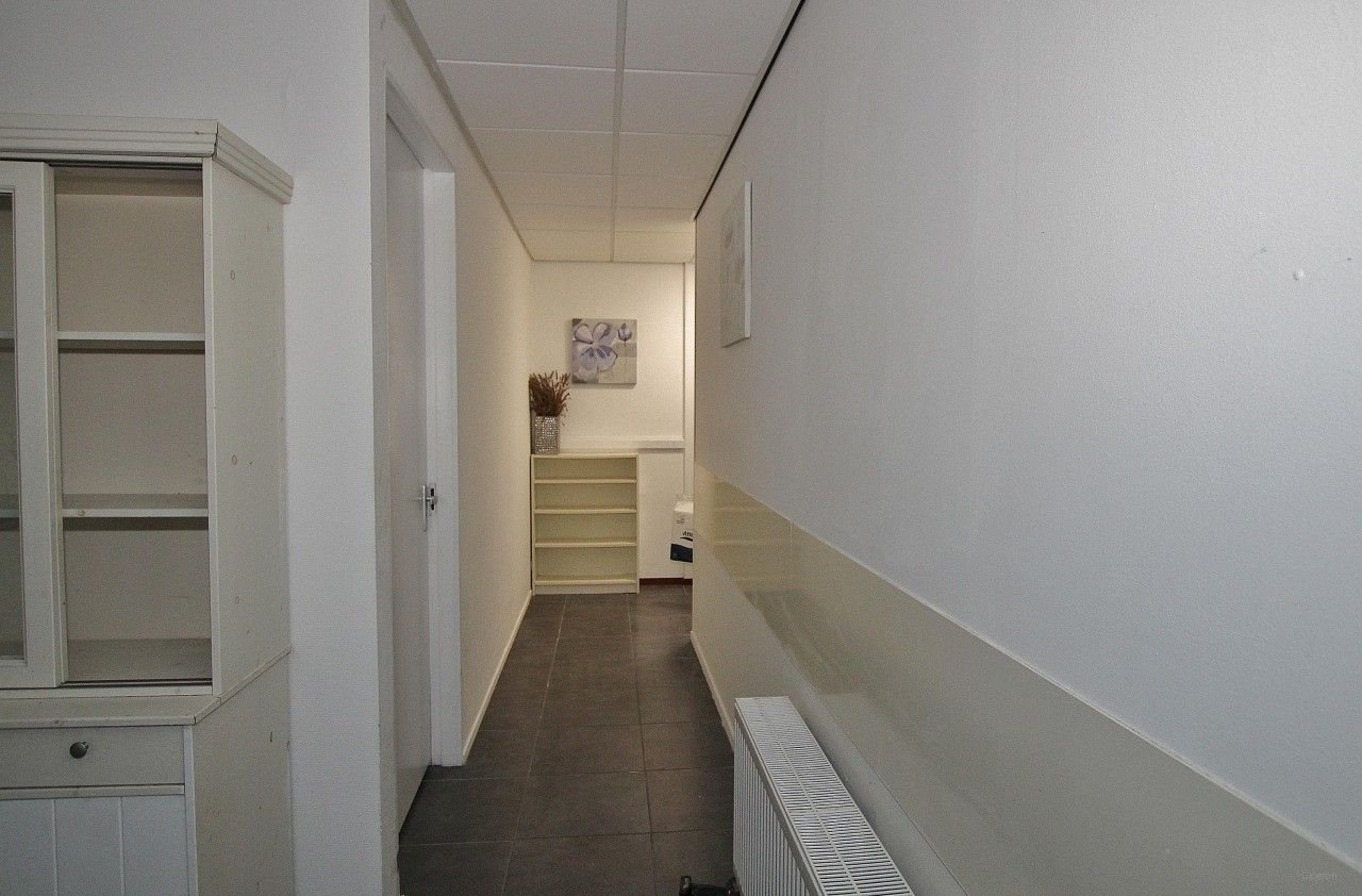 Central living in Terneuzen: 3 bedrooms - Image 9