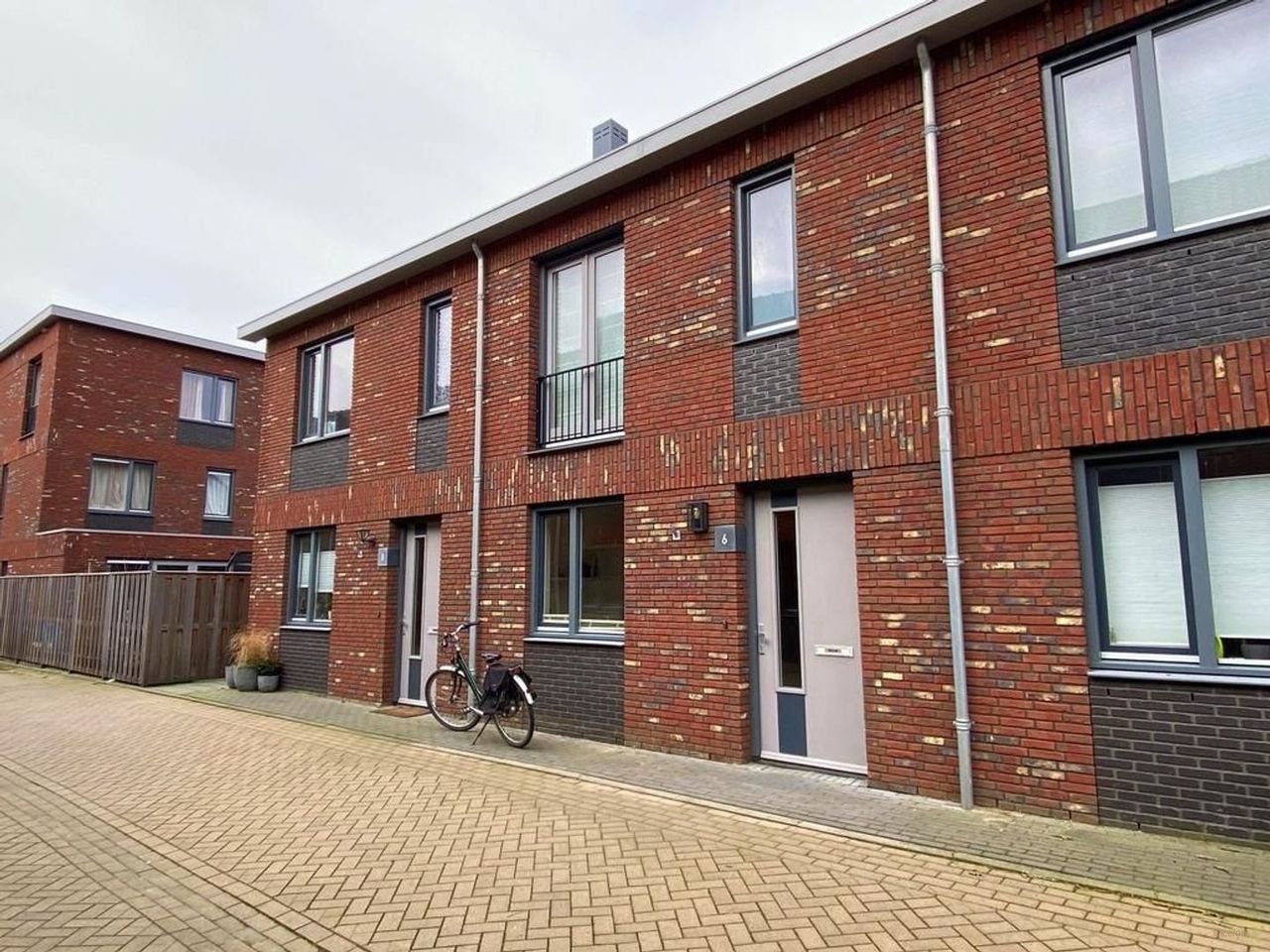 Spacious house (123m²) in Delft Marlot - Image 30