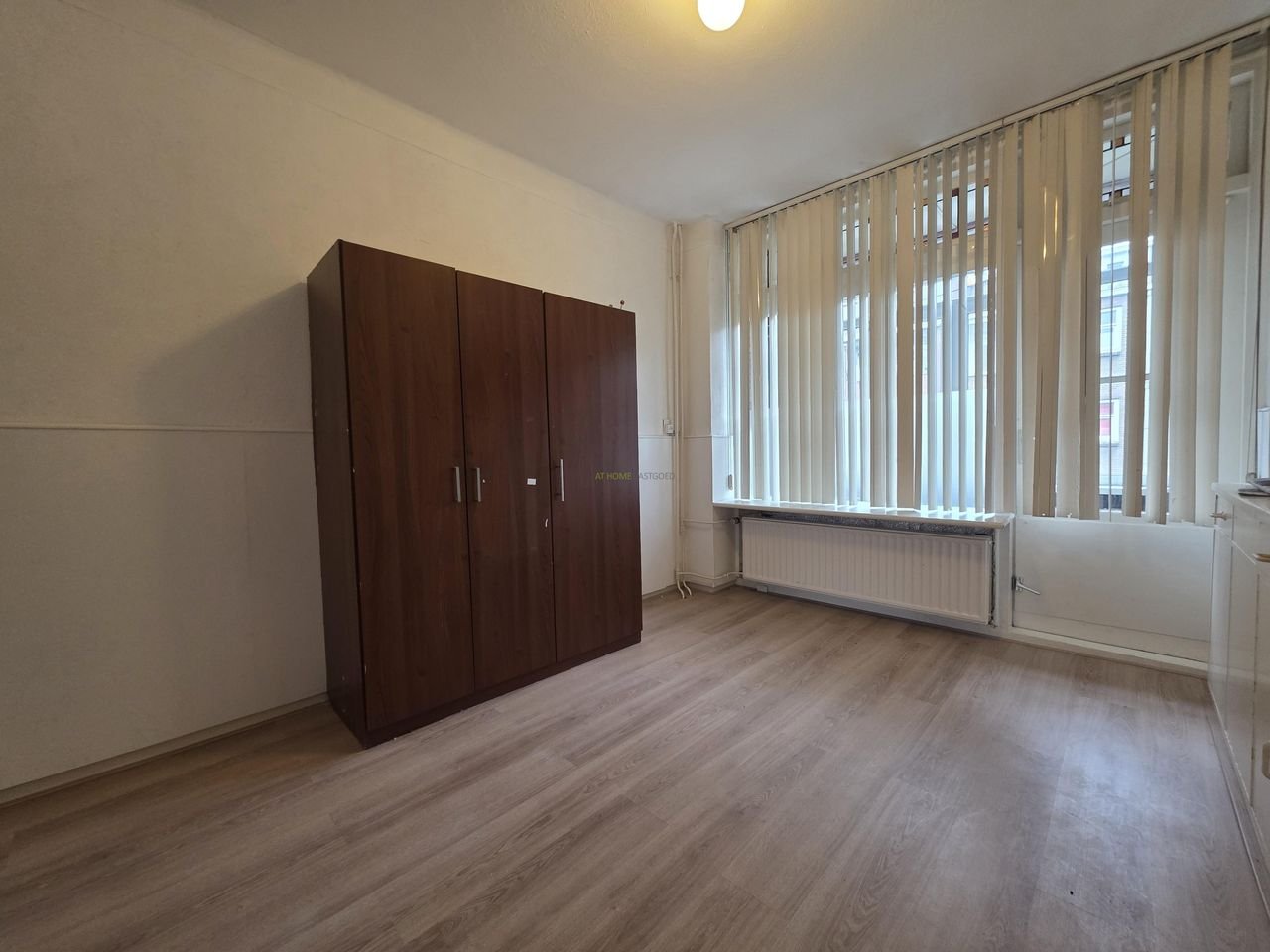 Bright 1-bedroom apartment near Zuidplein - Image 8