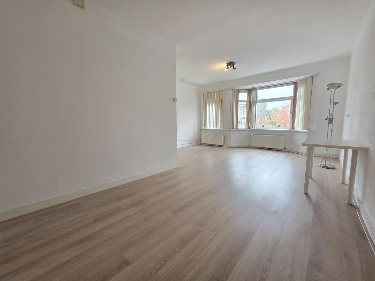 Bright 1-bedroom apartment near Zuidplein - Image 2