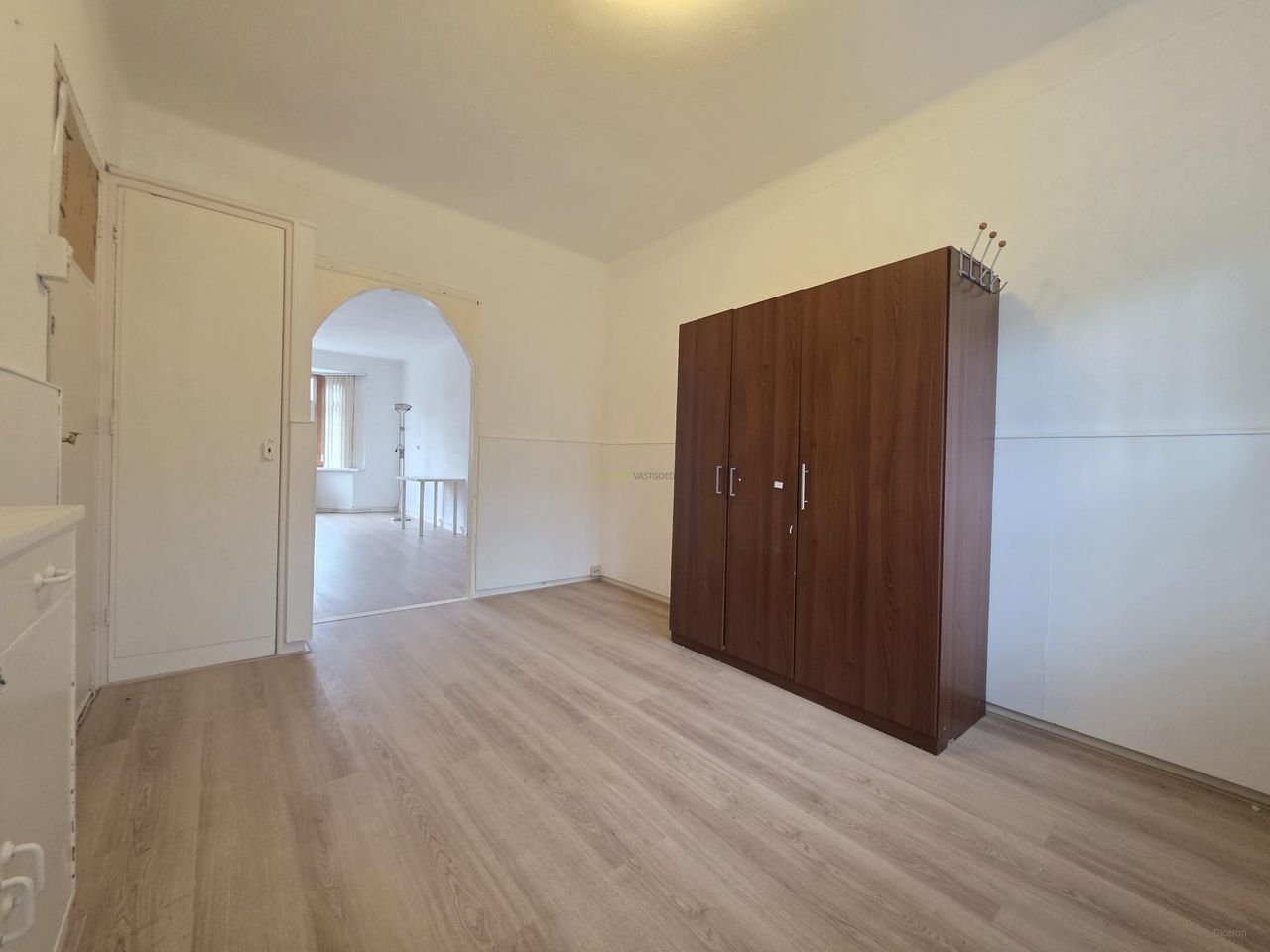 Bright 1-bedroom apartment near Zuidplein - Image 7