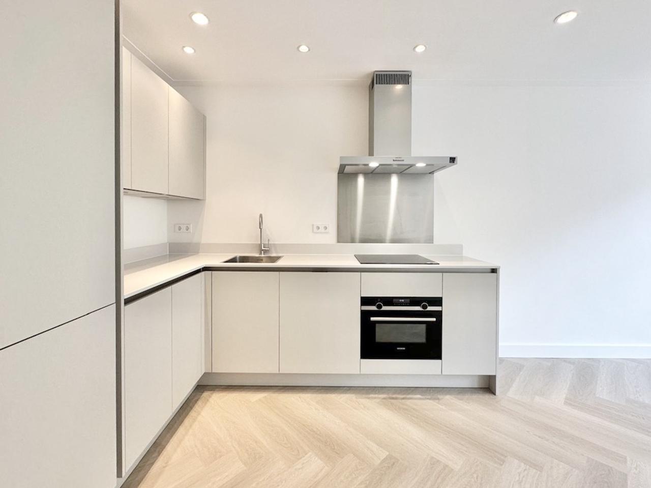 Balkon en 2 slaapkamers in Oud-Zuid - Afbeelding 3