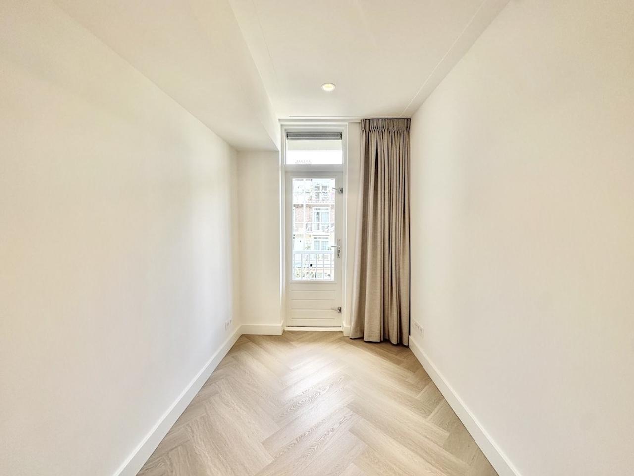 Balkon en 2 slaapkamers in Oud-Zuid - Afbeelding 9