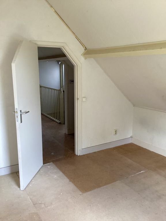Royaal 4-kamerappartement met balkon - Afbeelding 9