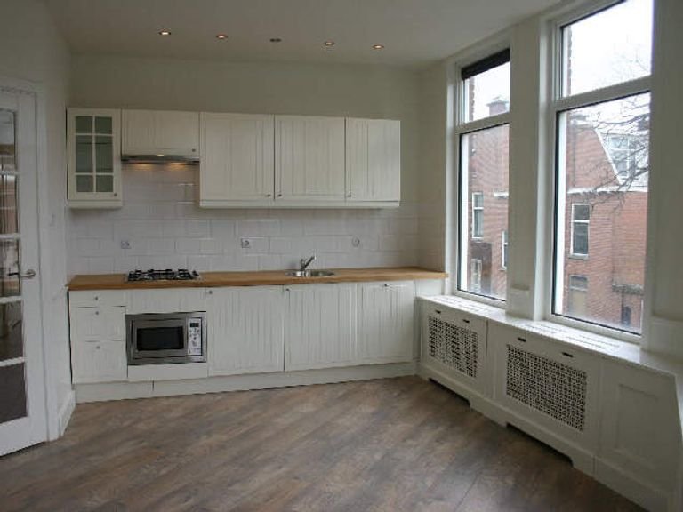 Licht hoekappartement met groot balkon - Afbeelding 2